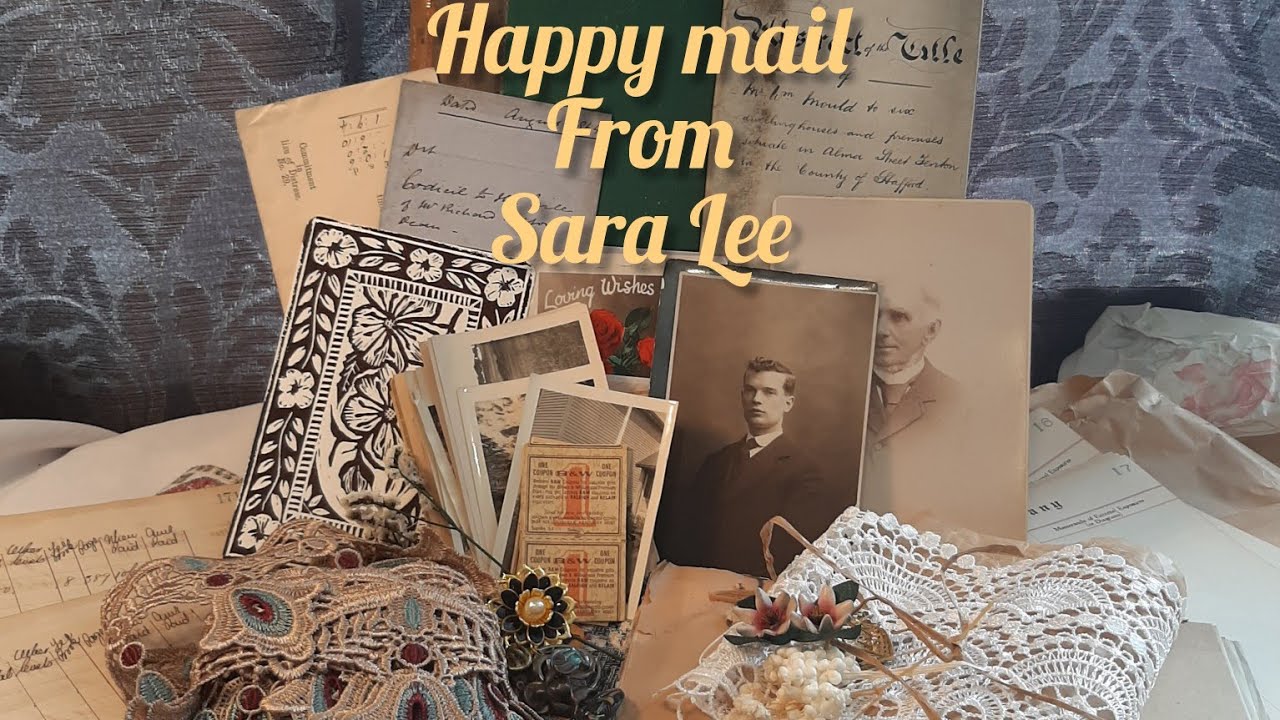 Junk journal happy mail unwrapping