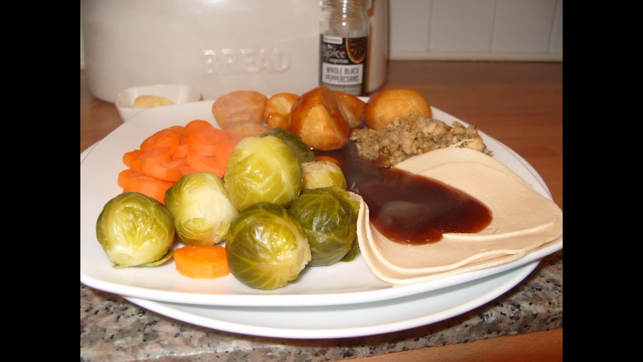 Vegetarian Roast Christmas Dinner - YouTube