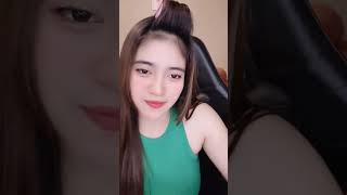 Live Bigo Siang Fani Cantik Lagi Ngadem di Kamar