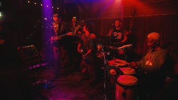 Trackvogels - Ebrima