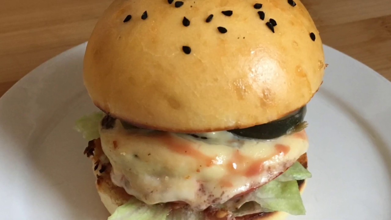Burger einfach lecker mit selbst gemachten Buns Rezept YouTube