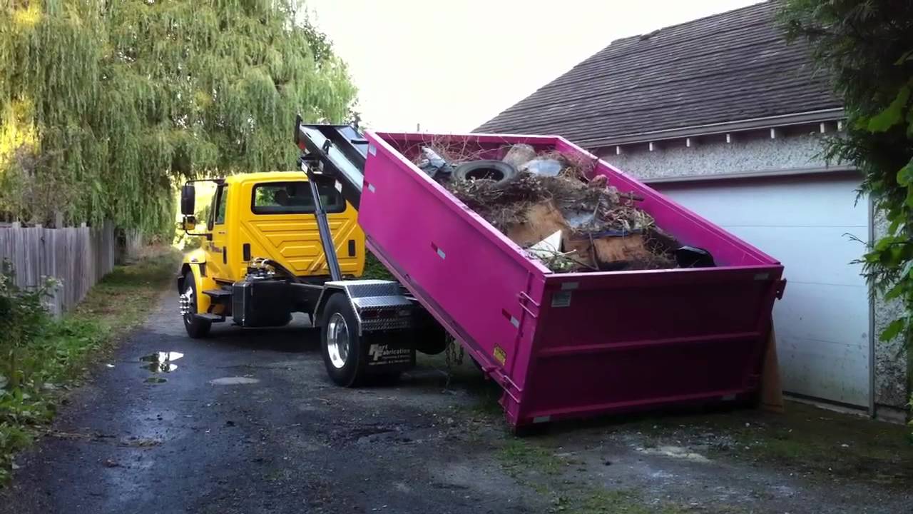 Blitz Disposal International 4300 Roll Off Truck - YouTube
