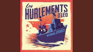 Video thumbnail of "Les Hurlements d'Léo - Léo"