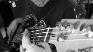 Bass Cover of Needle and the Spoon~ Lynyrd Skynyrd HD. chords