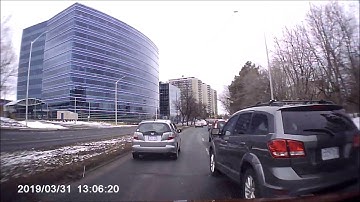 Reckless Driver Almost Caused an Accident on Vanier Parkway