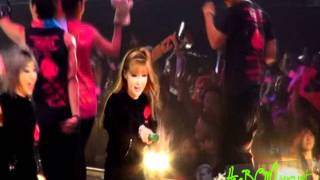 Download Lagu [FANCAM] 110925 2ne1's Closing Remarks + Bom Moments at Nolza in Japan (Kobe) MP3
