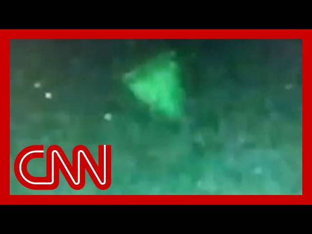 Pentagon confirms UFO video is real, taken by Navy pilot - YouTube