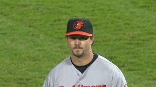 BAL@BOS: Wright retires Swihart to get out of trouble