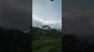 Last sunrise and moonrise of 2024 from Colombia, rising together today (moon cannot be seen.