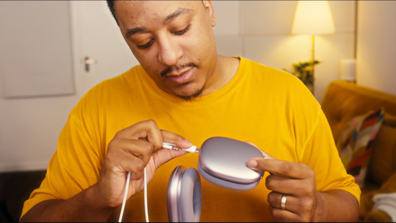 Apple AirPods Pro MAX 2 FINALLY Have Wired Support - YouTube