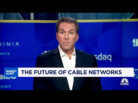 Puck's Matt Belloni on the future of cable networks and how Comcast can make 'SpinCo' work Episode cover