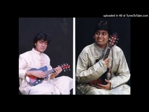 U Srinivas- U Rajesh-Chakkani Rajamargamu-Kharaharapriya-Adi-Thyagaraja-Mandolin
