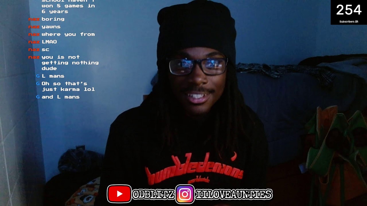 WE LIVE IN DIS HO🐙