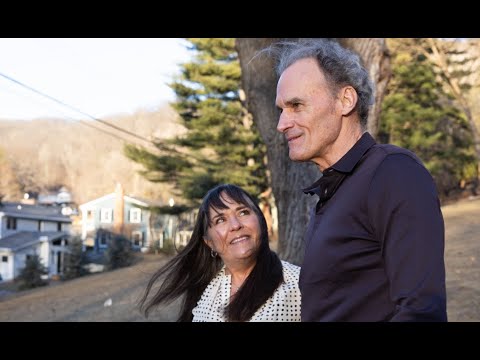 Joe Gow and wife defend porn videos in federal lawsuit - YouTube