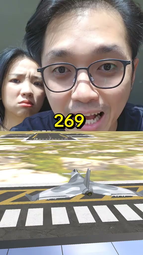 CHALLENGE MENDARATIN PESAWAT JET!