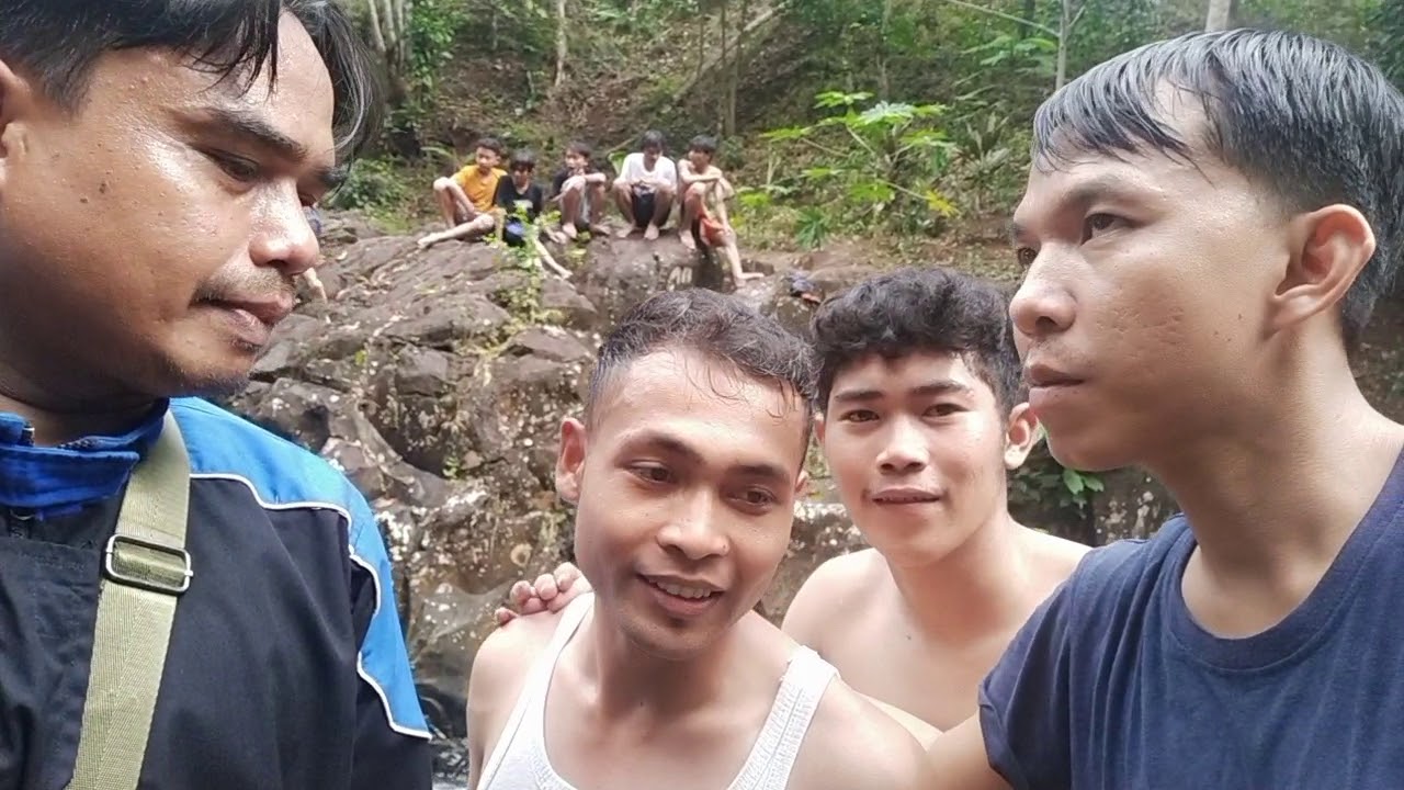 Tempat wisata Curug Tomo, Leuwi bumi, pandeglang - YouTube