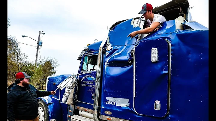 How bad is our Wrecked 379 Peterbilt Semi Truck?