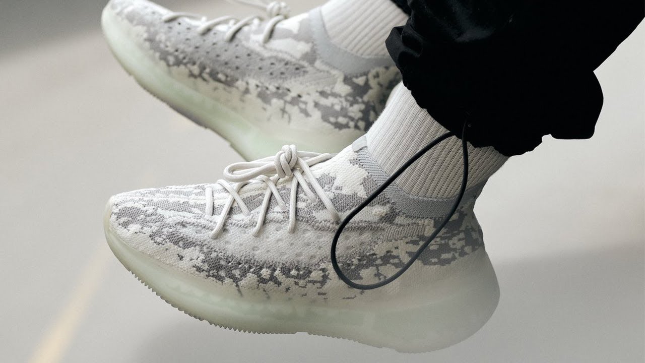 yeezy 380 lace style
