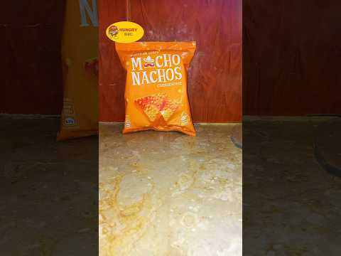 Trying Macho Nachos