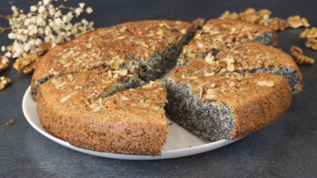 Каждый день пеку, но этот пирог чаще всего. Когда-то я охотилась за этим рецептом!