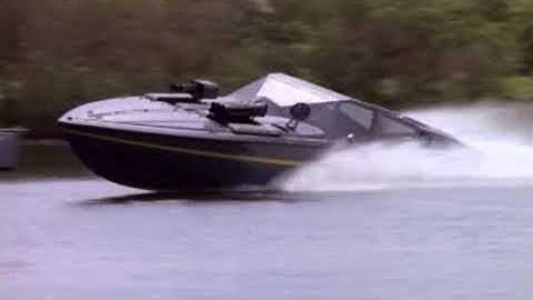 Thunder In Paradise - Jeep Blowup