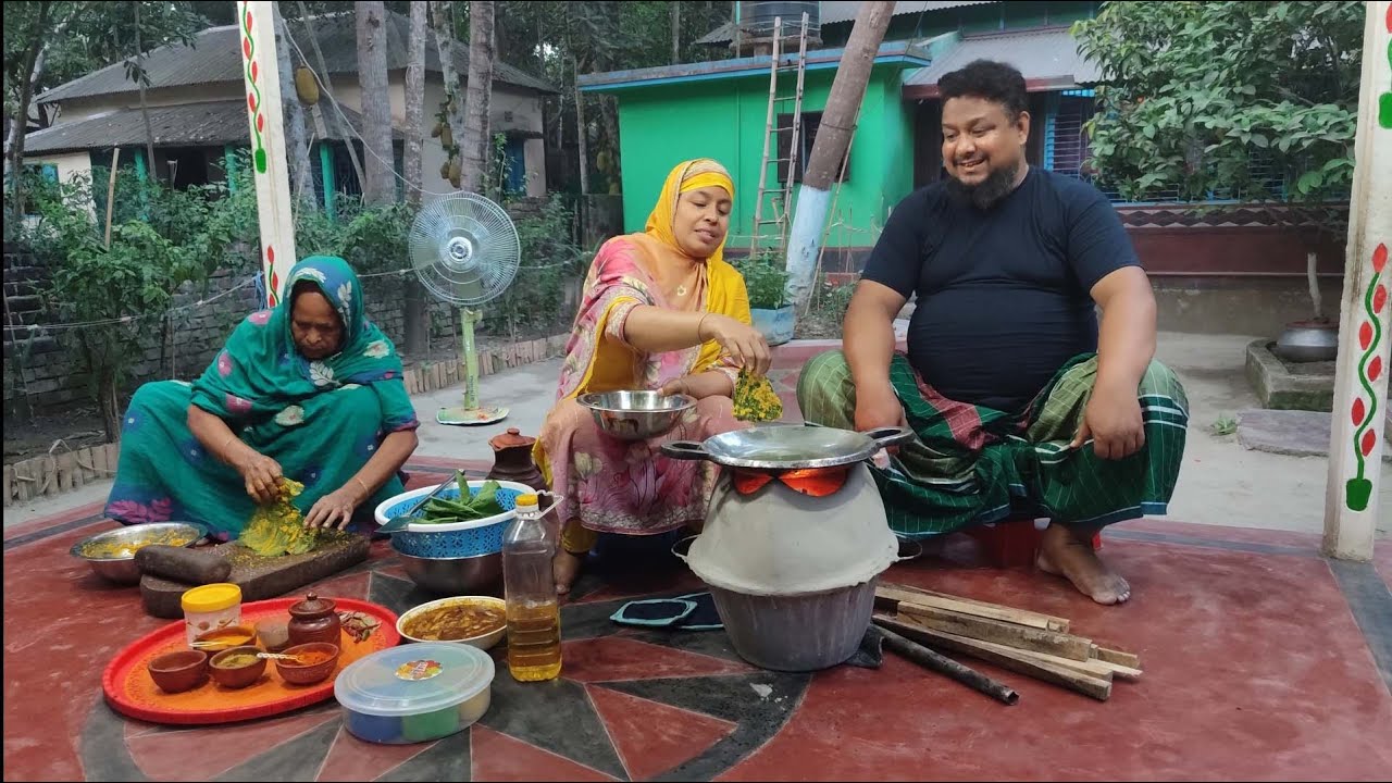 বাটামসলা দিয়ে নদীর মলামাছের দোপিয়াজো আজ সেইরকম খেলাম চামচের কারনে মিষ্টিলাউ শাকের পাতার বরা বোহুমজা