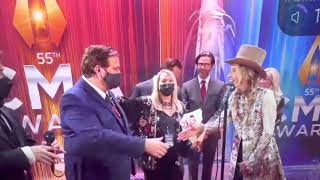 Lauren Daigle interview on the Red Carpet at the 2021Annual CMA’s 11-10-21