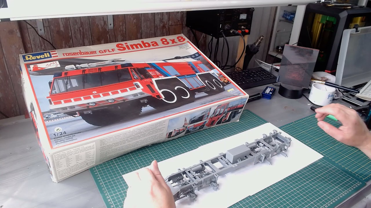 Update on the Revell 1/24 Simba 8x8 Airport Firetruck and Shop