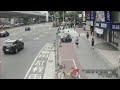 又見毒駕肇事！板橋保時捷「自撞燈桿」驚悚影片曝光
