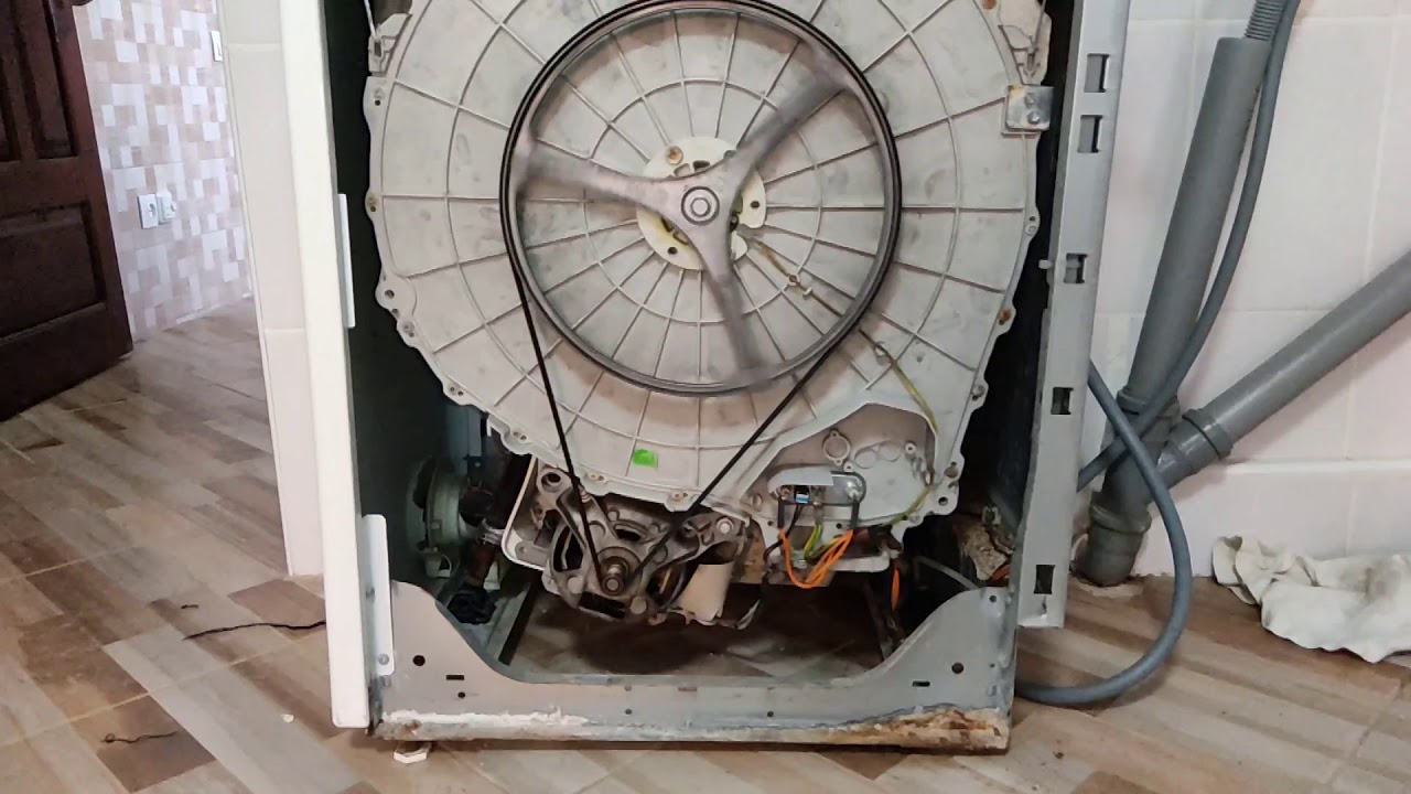 Whirlpool AWE 2221/ wash Synthetics 60° , 800 rpm / final wash spin 3/3