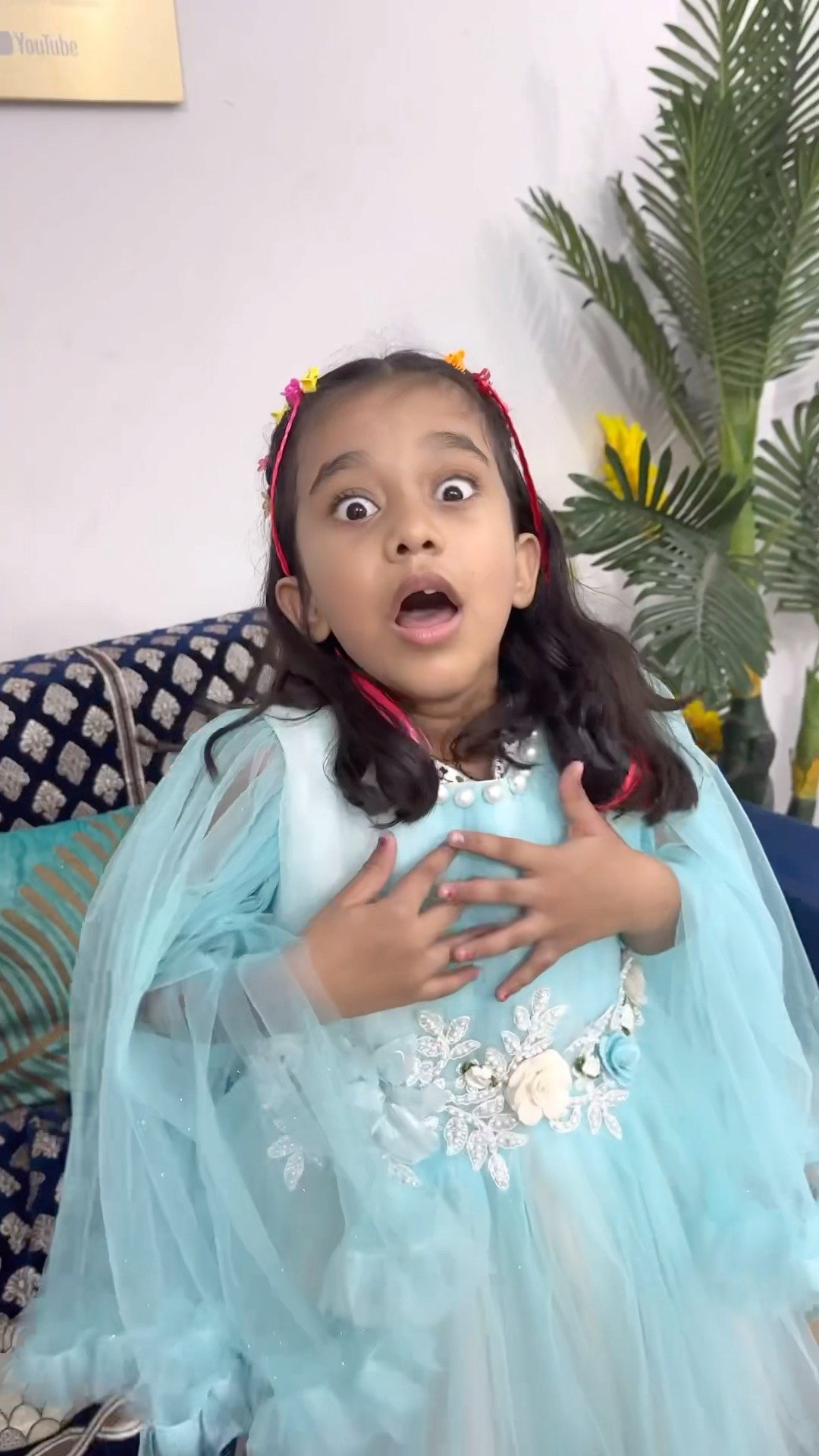 Akshita ke dress ? Amaira ne pehn li??