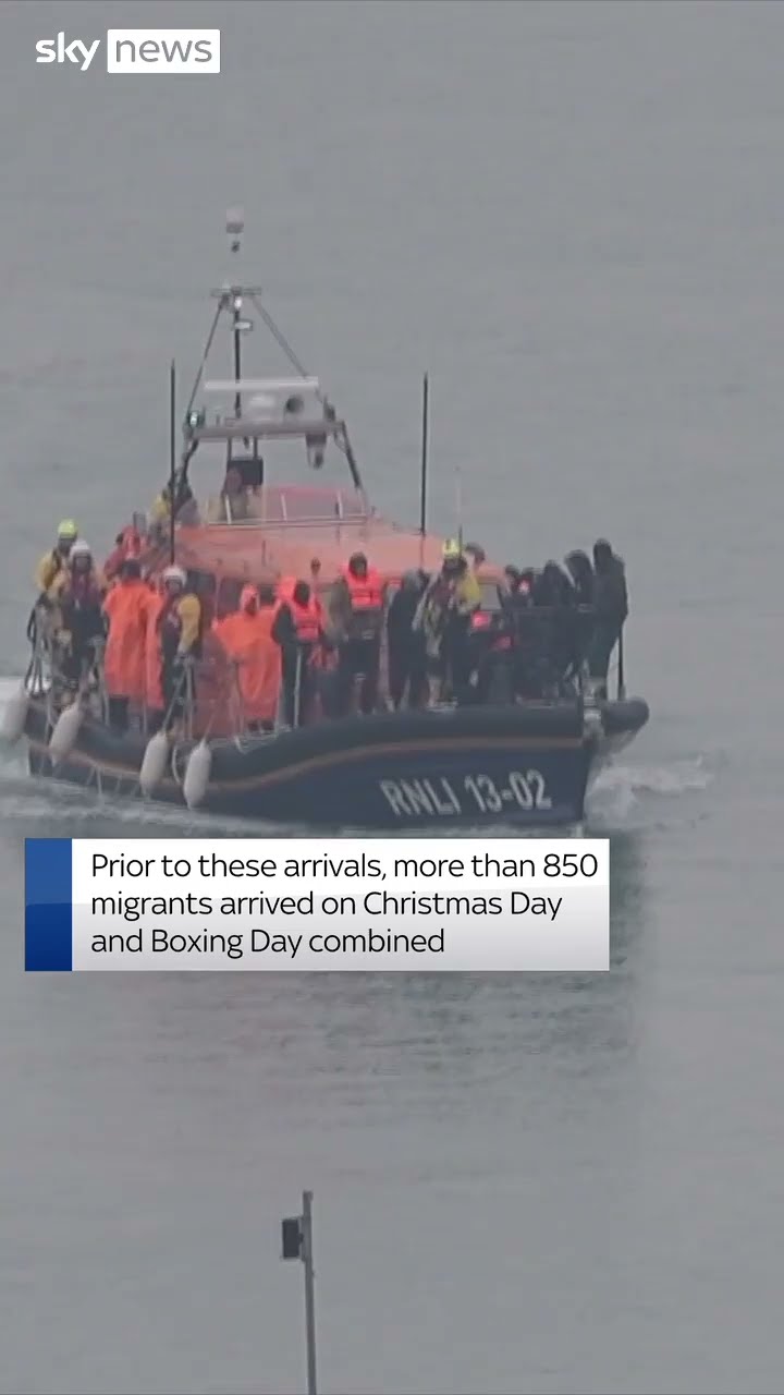 Migrants cross the English Channel to the UK