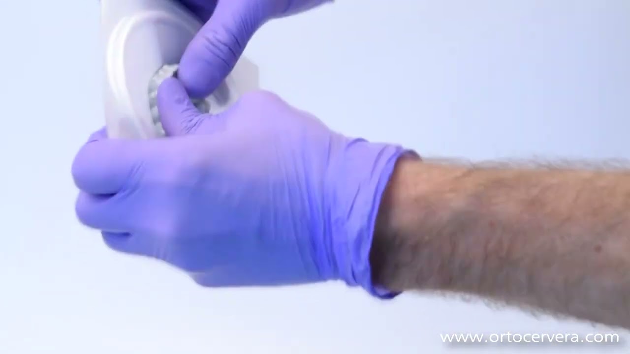 ORTOCERVERA/Ortodoncia: Confección de Alineadores con plástico protector.