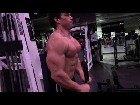 Triceps Pushdowns (rope) Mass Builder