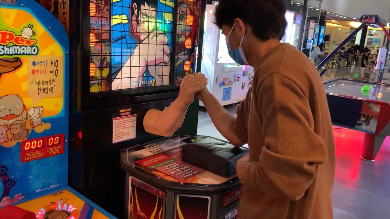 Arm Wrestling Robot ,Max Level