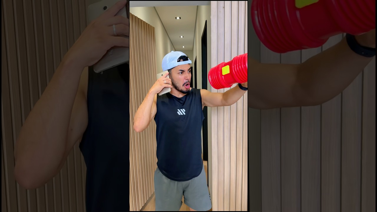 Maru cannot find anything haha 😂🔍