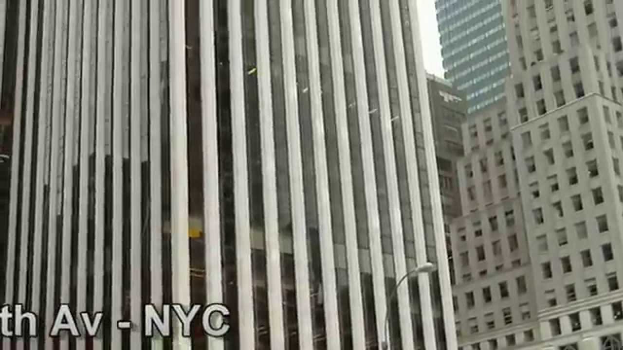 5th AV As Being The Most Expensive Street In The World NYC USA 5th AV As Being The Most Expensive Street In The World NYC USA