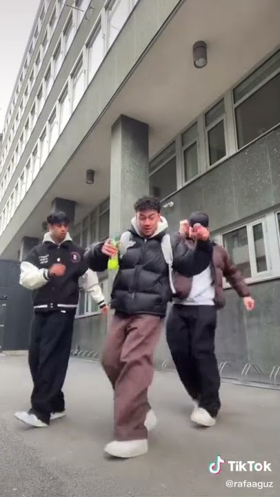 Carry Out Dance Challenge TikTok 2022