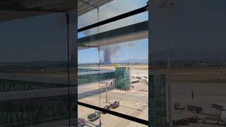 İzmirde Yangın Nedeniyle Uçuşlar Durdu Thynin Seferleri Iptal Edildi