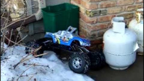 RedCat Rockslide 1/8 scale supercrawler 1