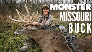 Sarah Bowhunts Monster Missouri Buck | Bowmar Bowhunting |