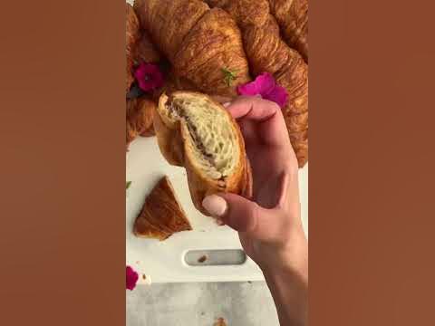 Nutella stuffed croissants Recipe by Firdausy Salees - Cookpad