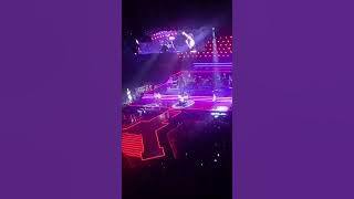 Jonas Brothers - Jonas Brothers Album Medley @ 5 Albums 1 Night Tour in Charlotte