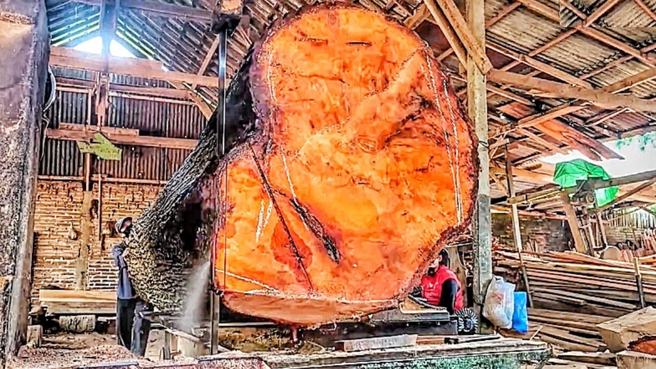 At the Sawmill: Turning a Giant Log into Perfect Thin Planks 🌳 - YouTube