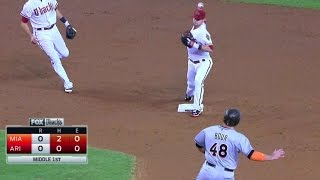 MIA@ARI: D-backs escape jam with double play