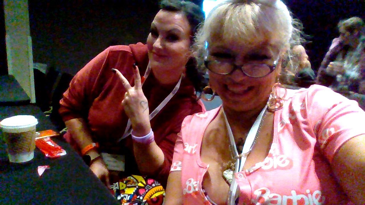 a brilliant Content Creator Live at the Ynots YouTube