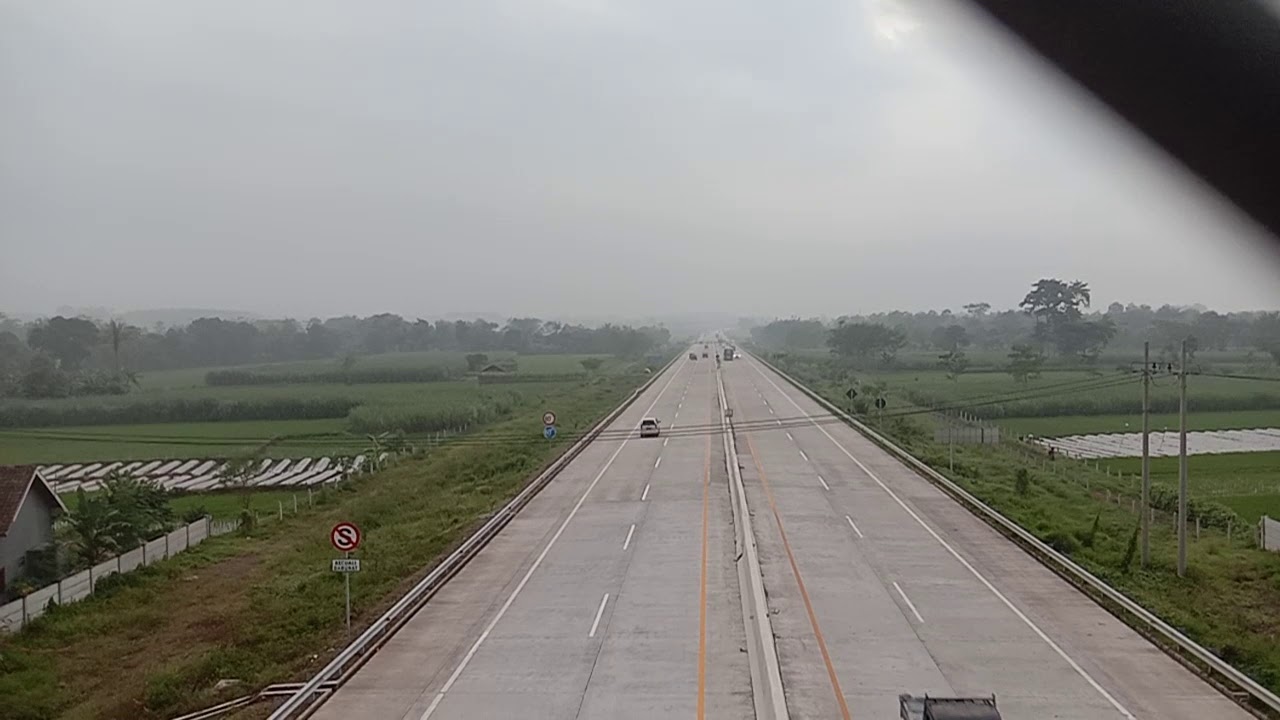 Tol Malang Singosari dari tengah jembatan Layang! - YouTube