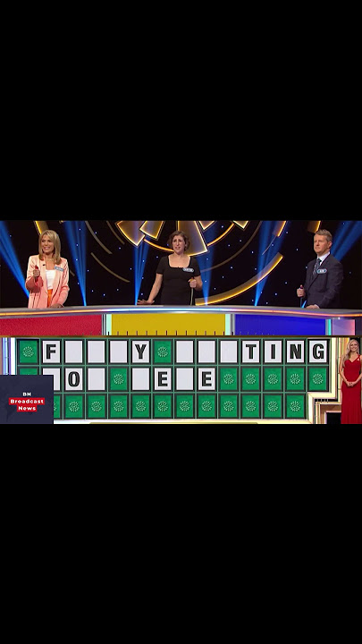 Celebrity Wheel of Fortune' sees Ken Jennings complete puzzle after Mayim Bialik blows answer highl - YouTube