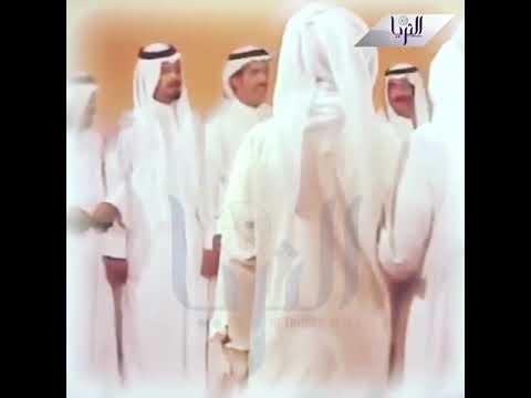 لابس له برقع من دون شيله فيديو قديم لفن الفرينسي وهو فن كويتي يختص بمحافظتي الأحمدي والجهراء