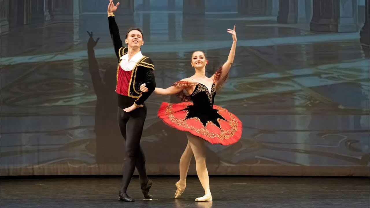 《Don Quixote》选段2026 Lindance 校级新春演出 表演者：Olga &Vlad两位老师曾任乌克兰基辅芭蕾芭蕾舞剧院首席舞蹈家。